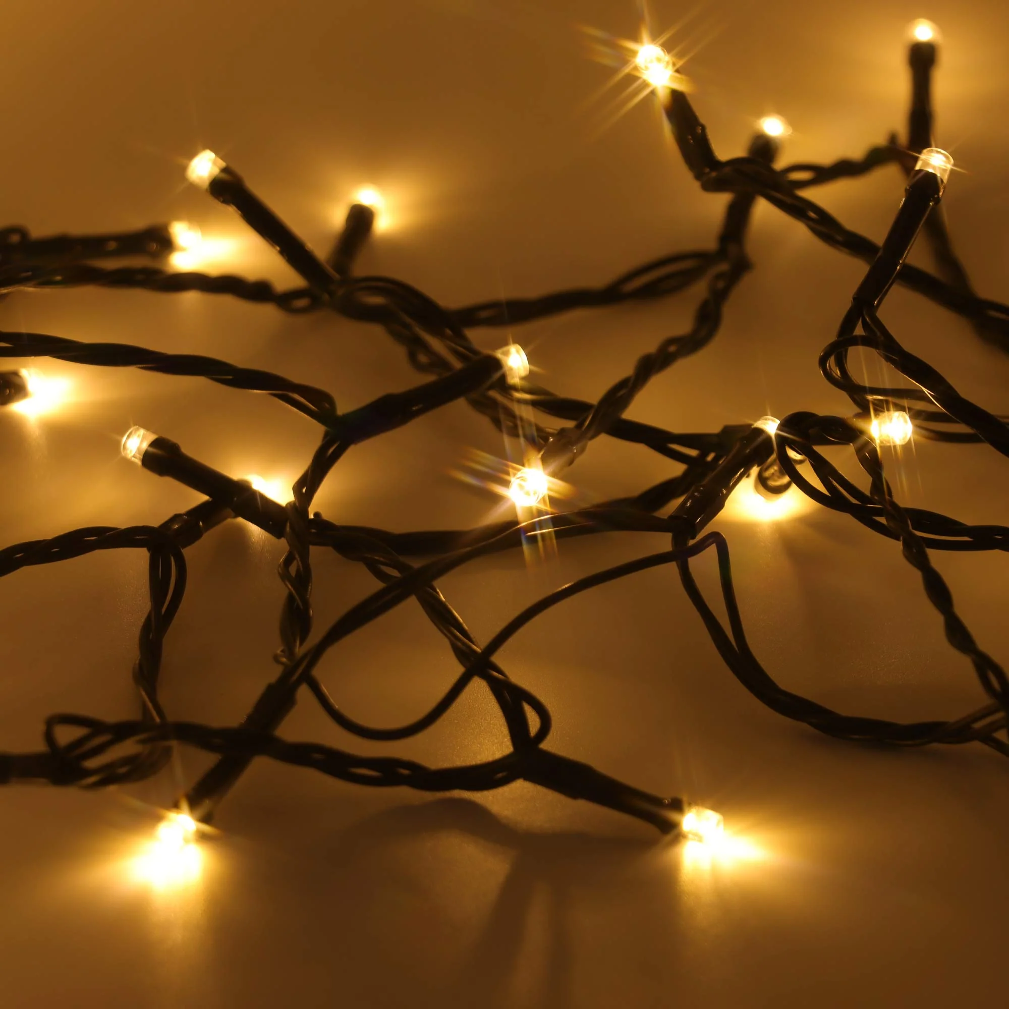 Christmas Sparkle Indoor and Outdoor Chaser Lights x 200 Warm White LEDS - Mains Operated - Image 2