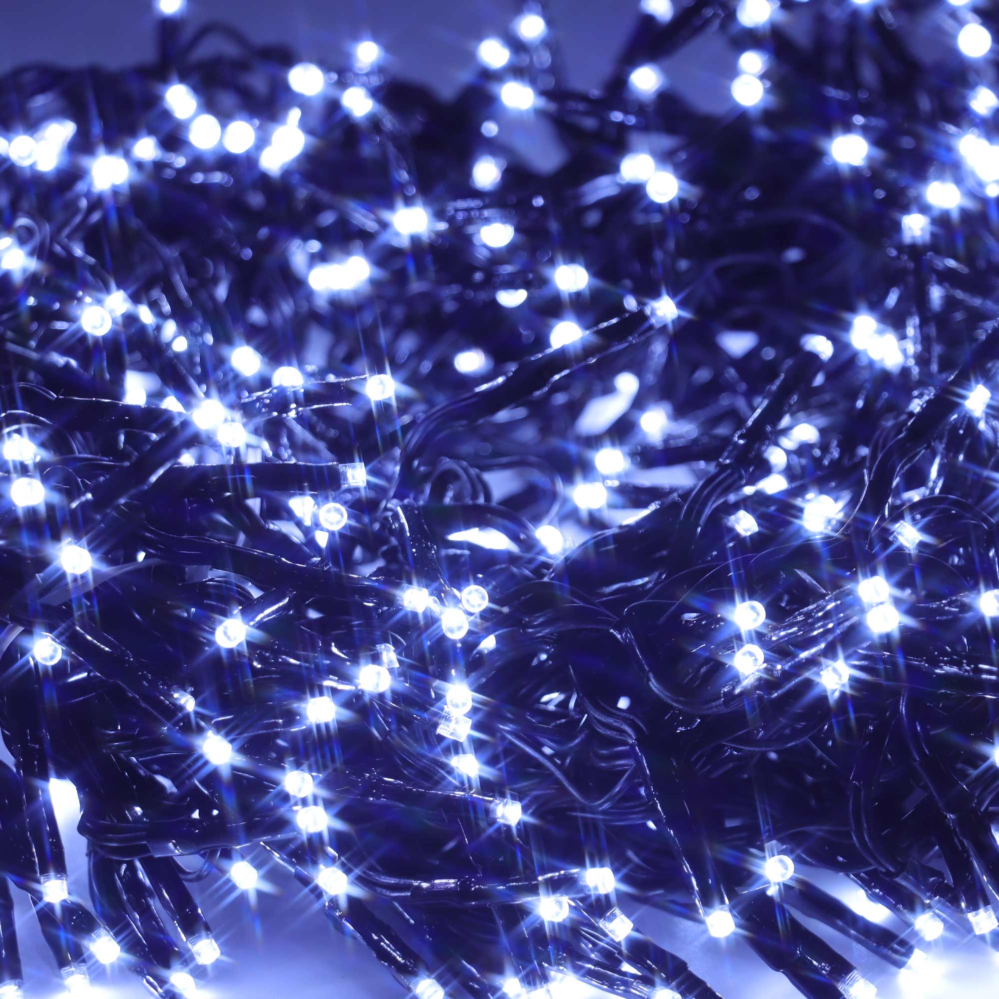 Christmas Sparkle Indoor and Outdoor Cluster Lights x 480 with White LEDs - Mains Operated - Image 2