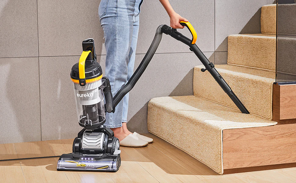 700W Upright Vacuum Cleaner with 2.2L Dust Cup - Image 2