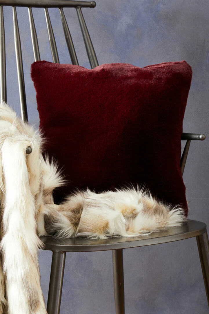 Bosie Lamina Red Wine Square Cushion - Image 4