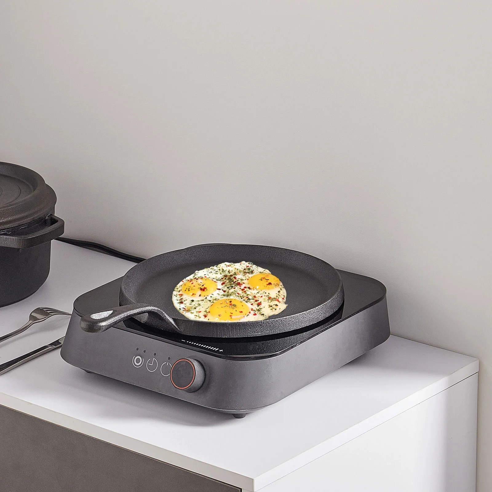 Breeins Black Cast-Iron Pan With Stay-Cool Handle - Image 2