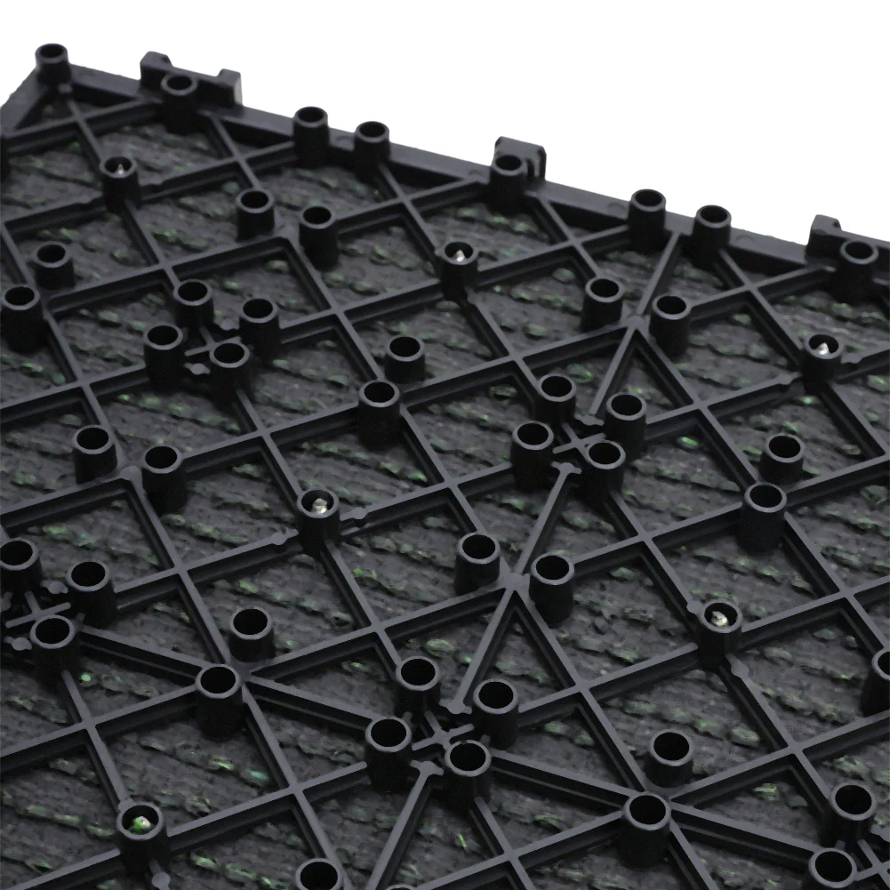 Breeins Interlocking Green Lawn Grass Tile Set - Image 3
