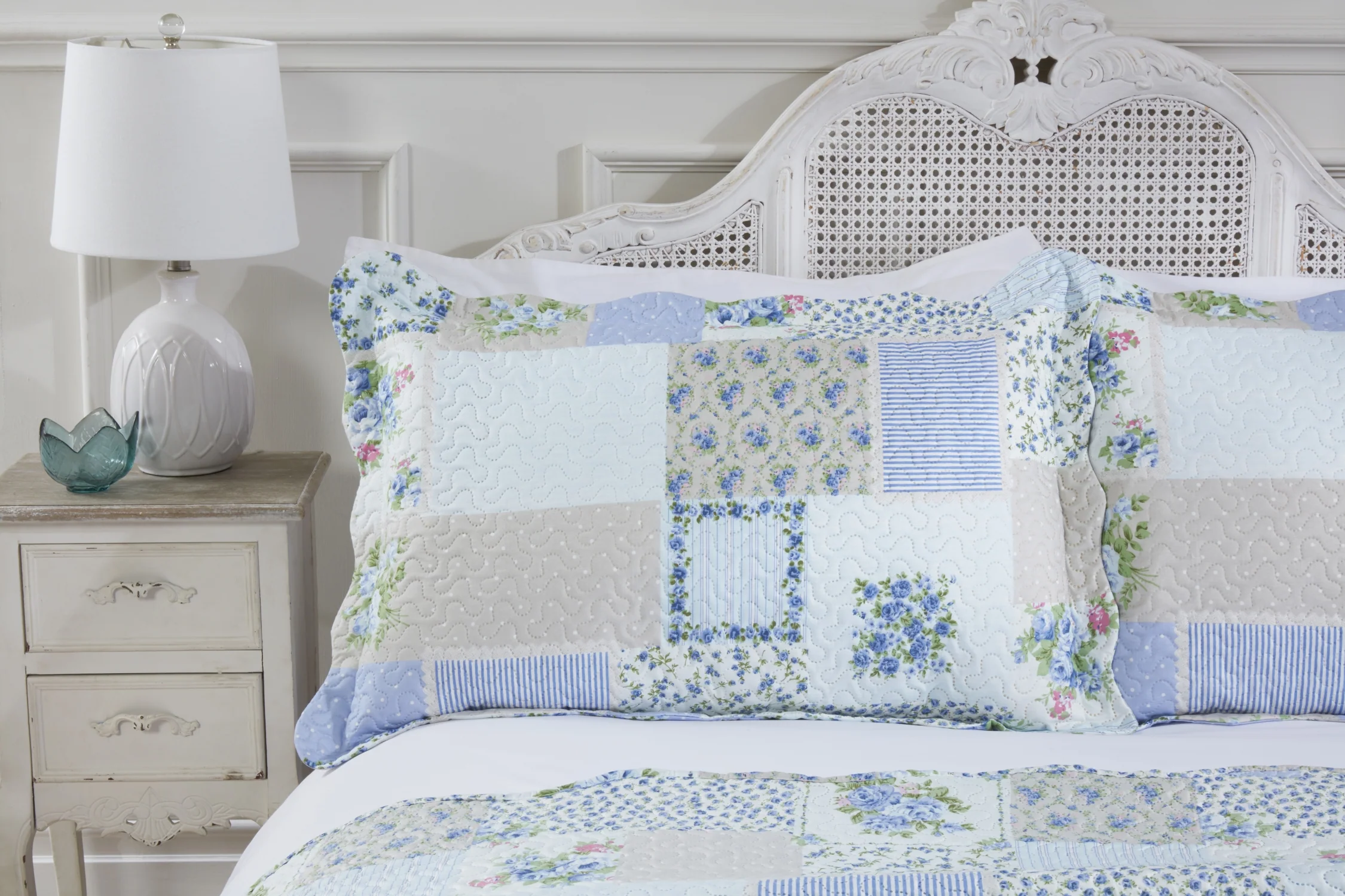 Cotswold - Quilted Patchwork Bedspread Set in Blue - Image 3