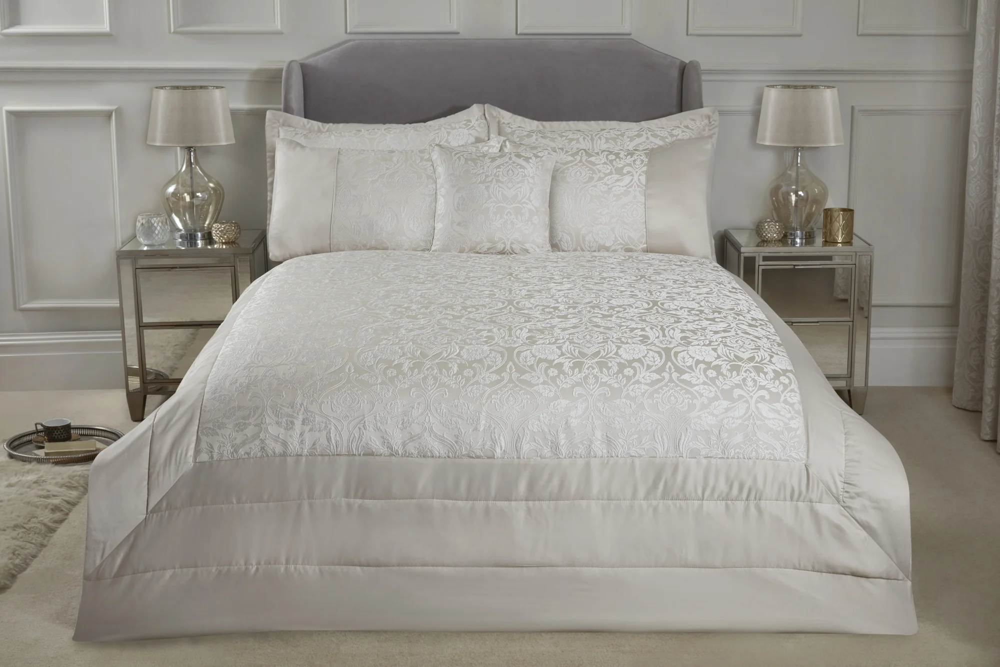 Eden - Embellished Jacquard Quilted Bedspread Set in Cream - Image 2