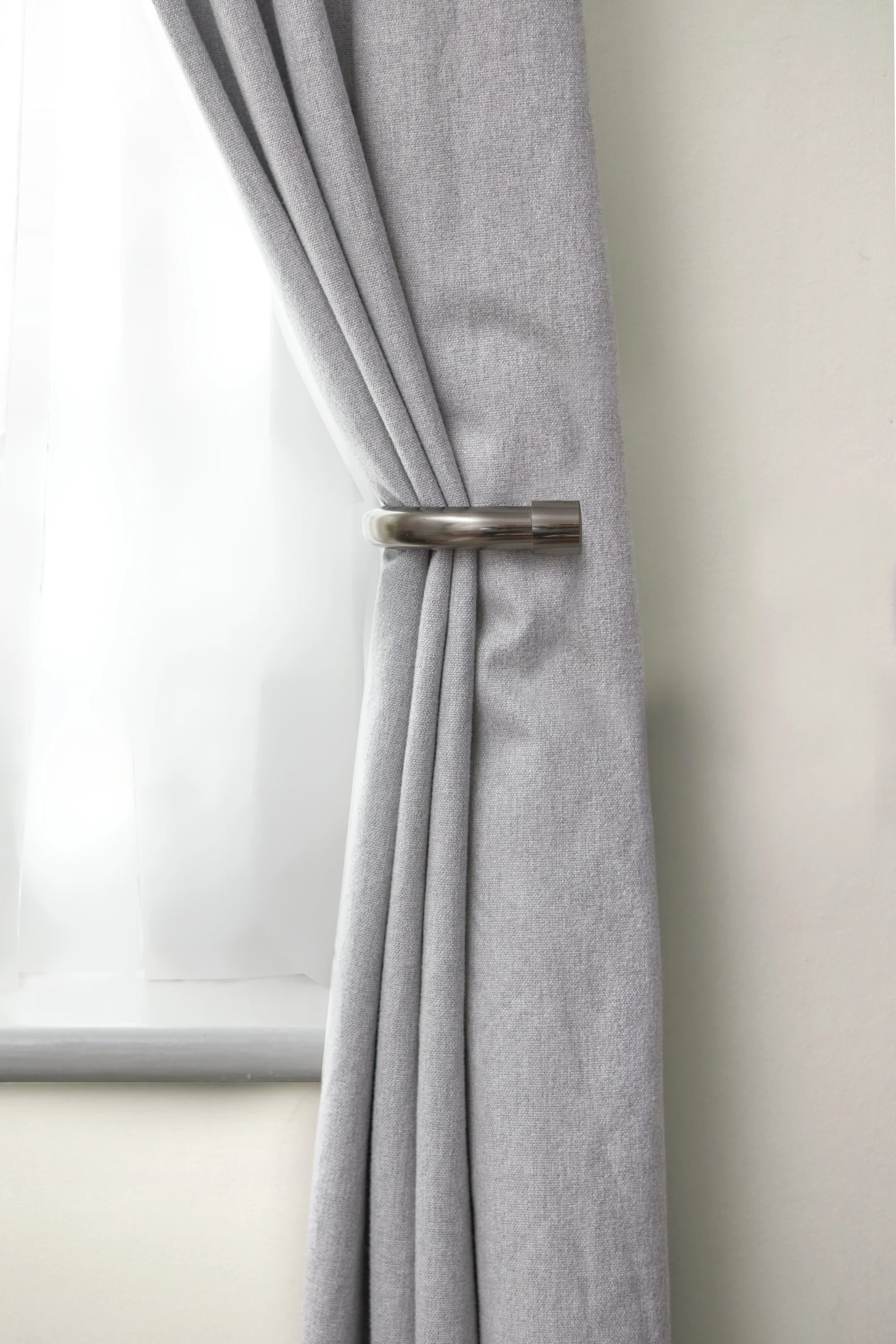 Full Stop - Pair of Holdaback Tiebacks with End Finials in Black Silk
