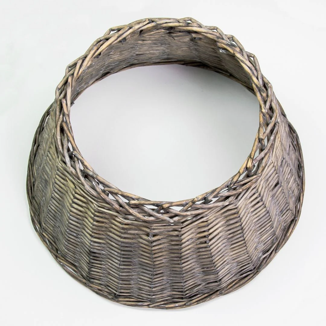 Christmas Workshop Willow Tree Skirt - Natural Willow - Image 5