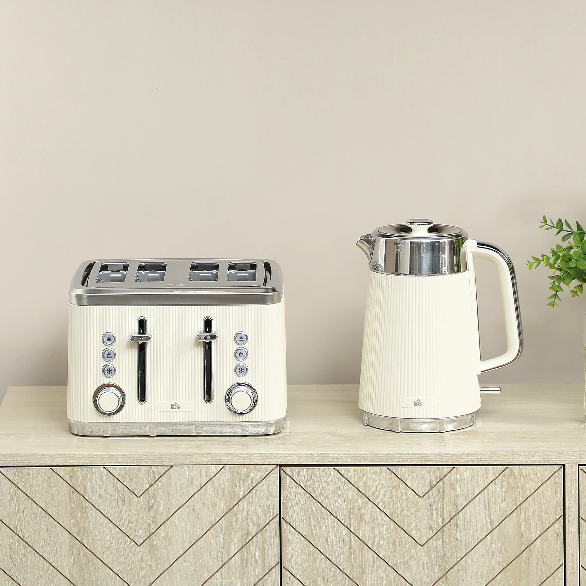 HOMCOM 1.7L 3000W Rapid Boil Kettle And 4 Slice Toaster Set Crumb Tray - Image 18