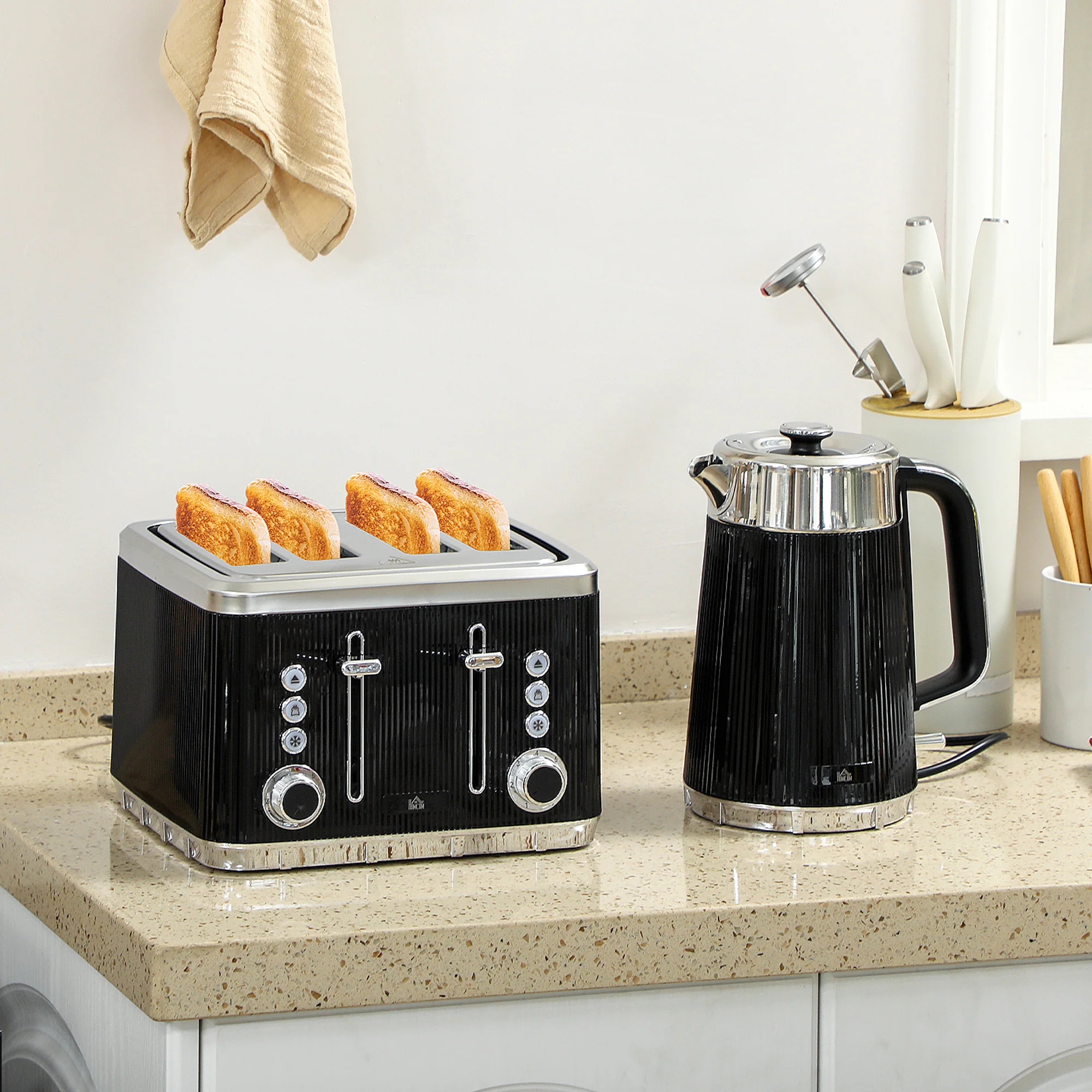 HOMCOM 1.7L 3000W Rapid Boil Kettle And 4 Slice Toaster Set Crumb Tray - Image 2