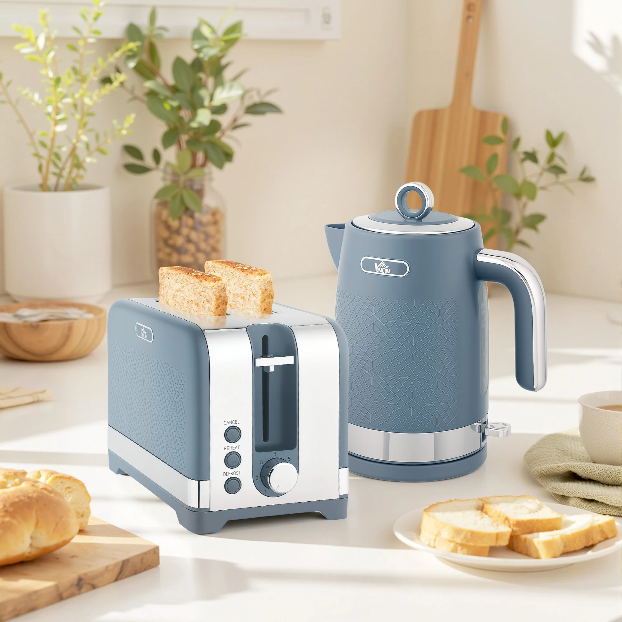 HOMCOM 3000W Rapid Boil Kettle And Toaster Set With Otter Thermostat, Blue - Image 2