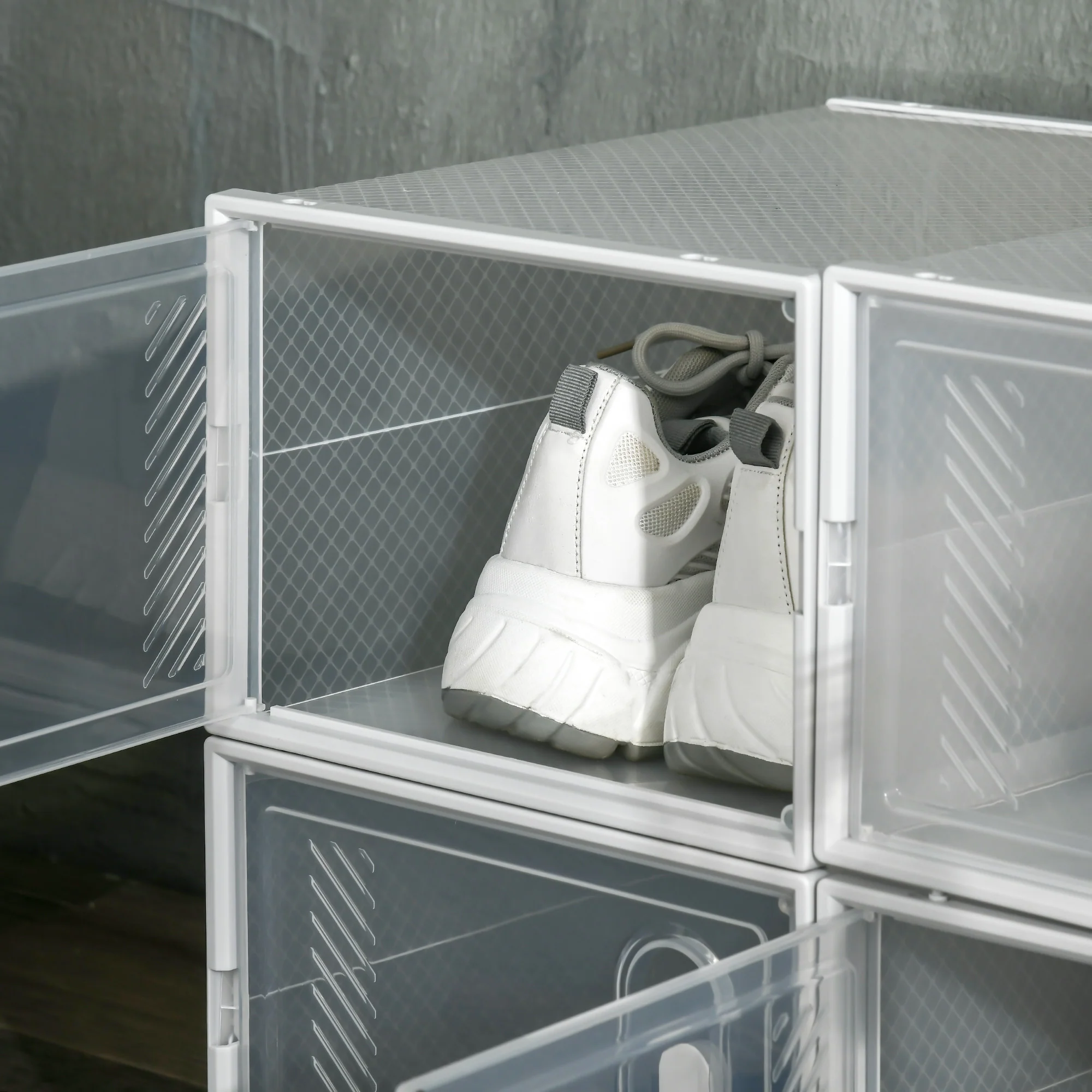 HOMCOM 8PCS Stackable Plastic Shoe Storage Box for UK/EU - Image 8