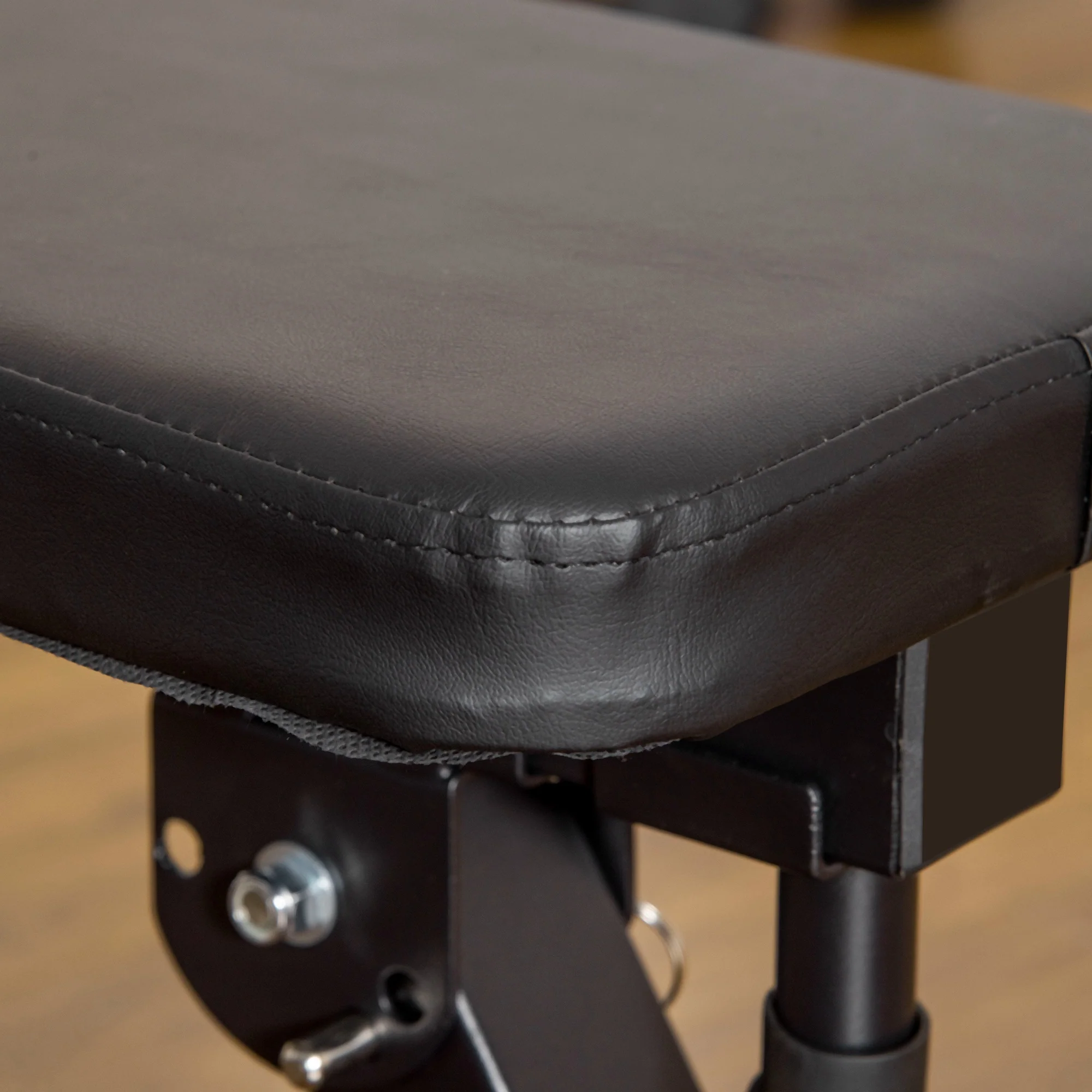 HOMCOM Adjustable Weight Bench With Barbell Rack And Dip Station, Black - Image 9