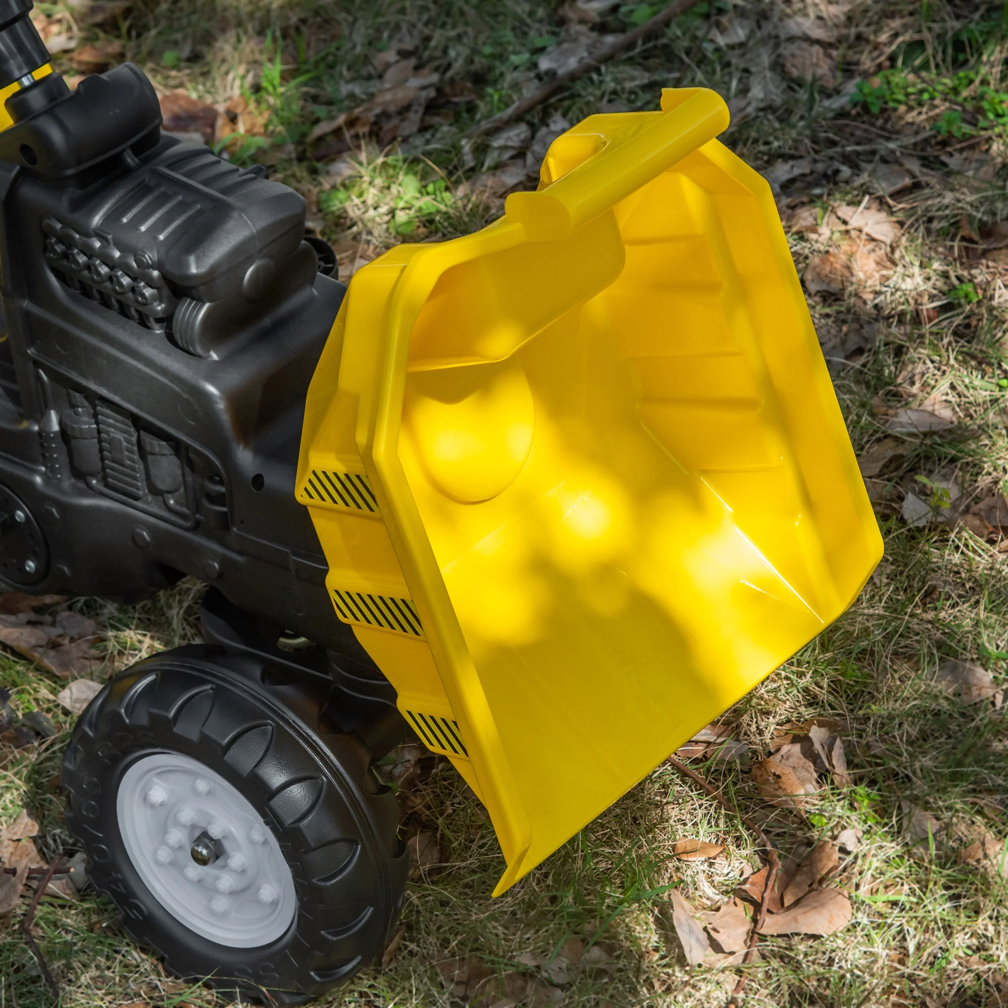 HOMCOM Ride On Tractor No Power For Kids With Manual Control Bucket - Image 9