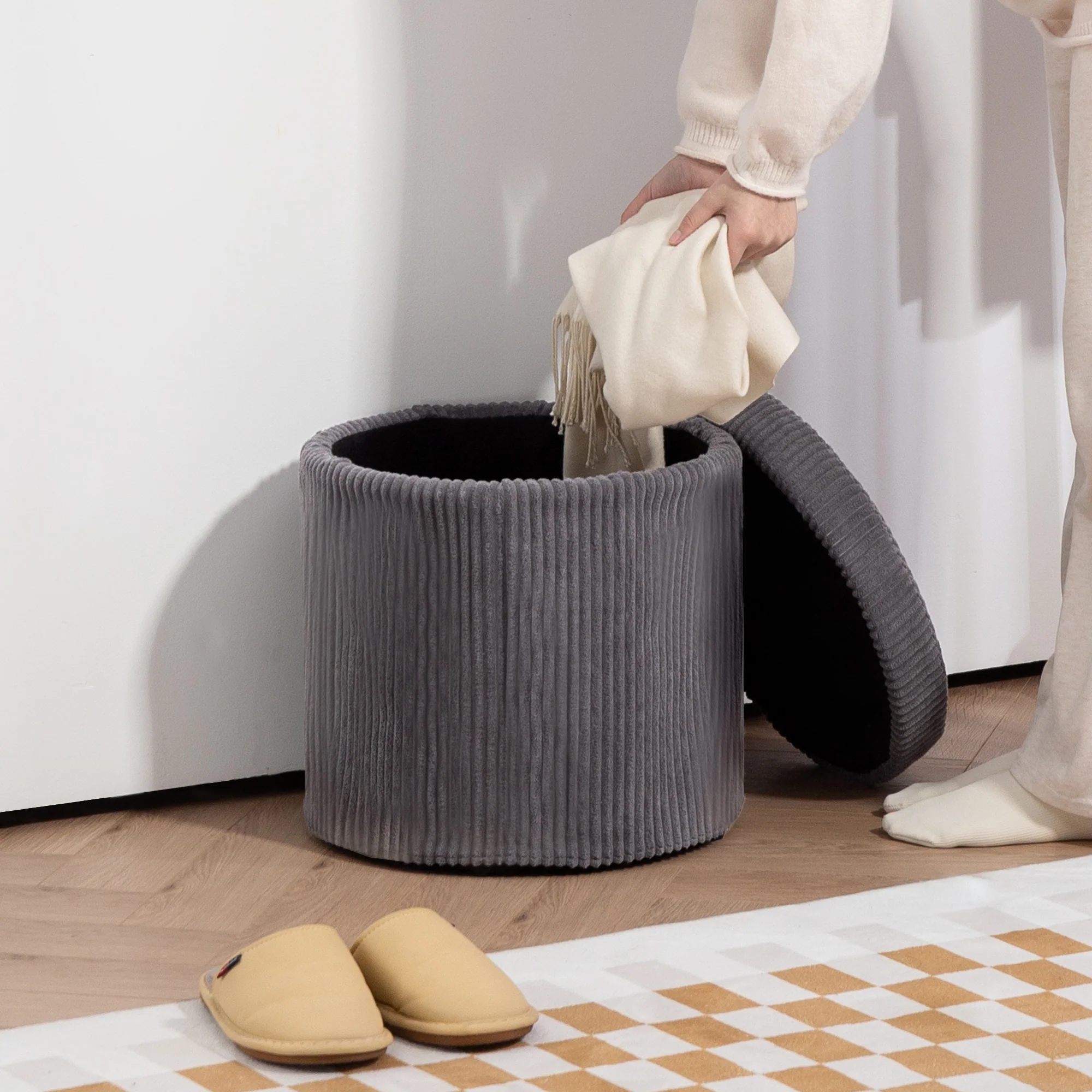 HOMCOM Round Storage Ottoman with Lid, Vanity Stool with Storage - Image 18