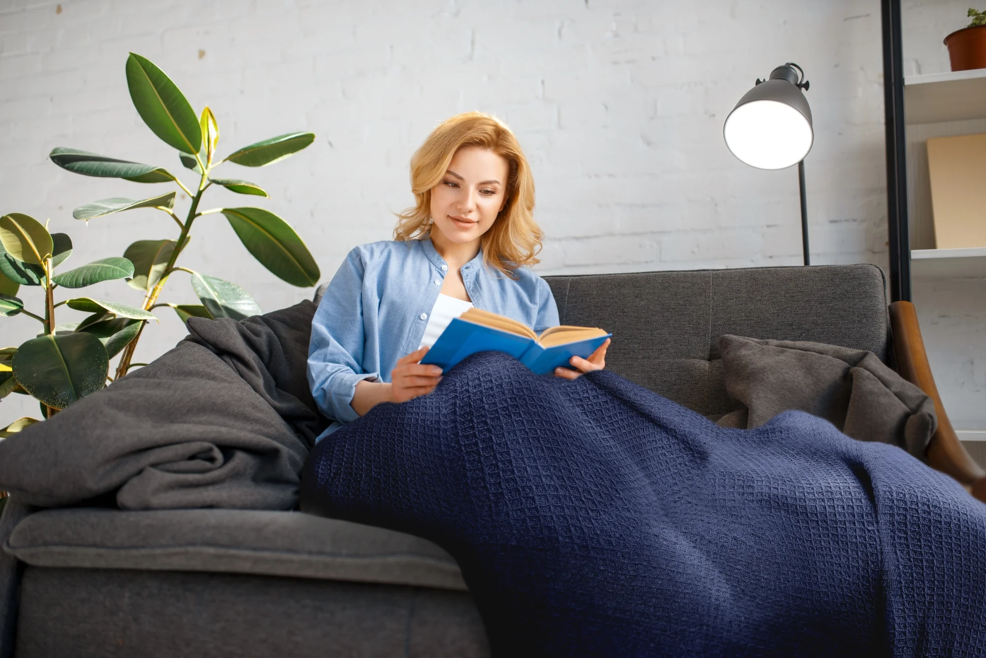 Honeycomb - Recycled Cotton Throw In Navy (90x100") - Image 7