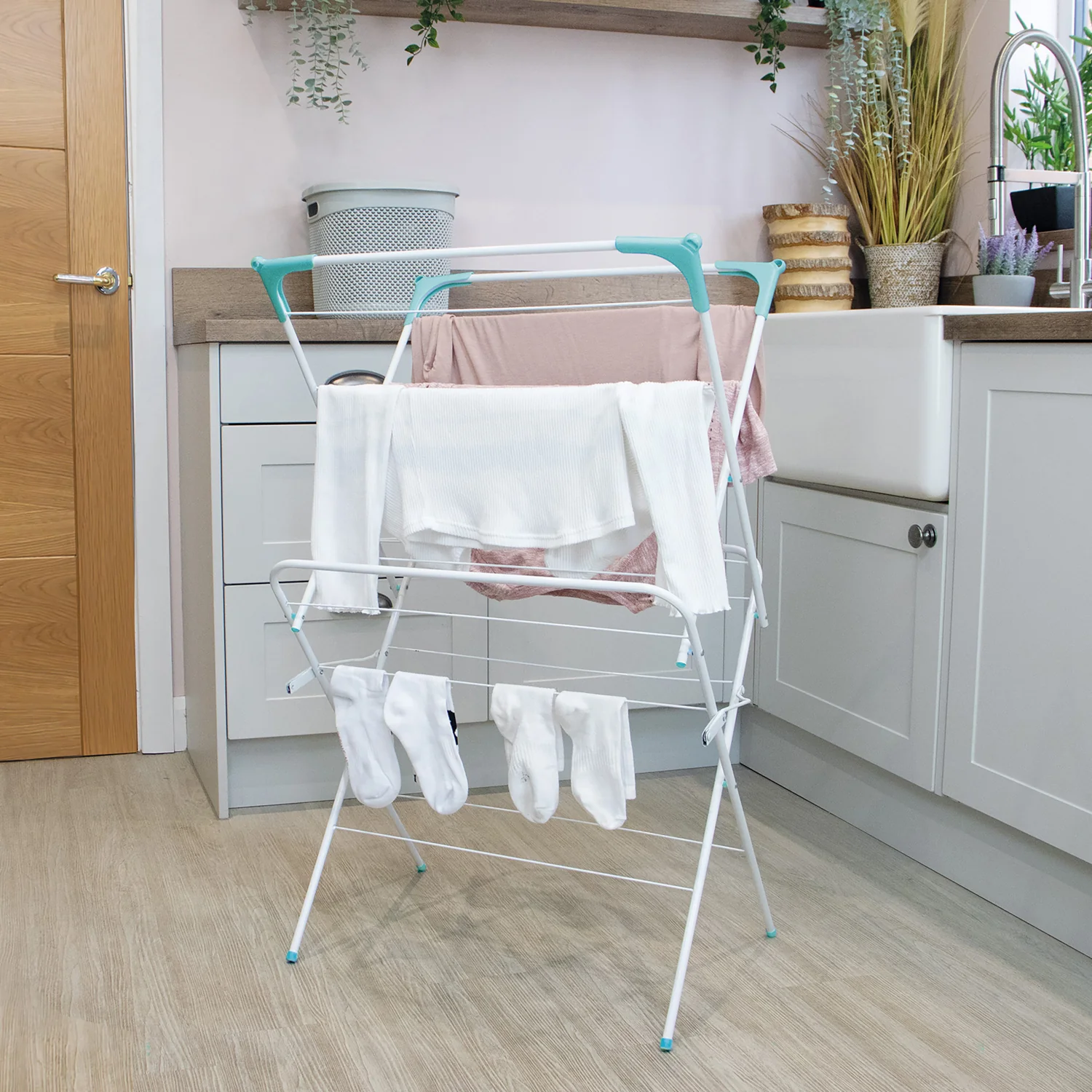 JVL Two-Tier Folding Concertina Laundry Washing Clothes Horse Airer, 9M - Image 5