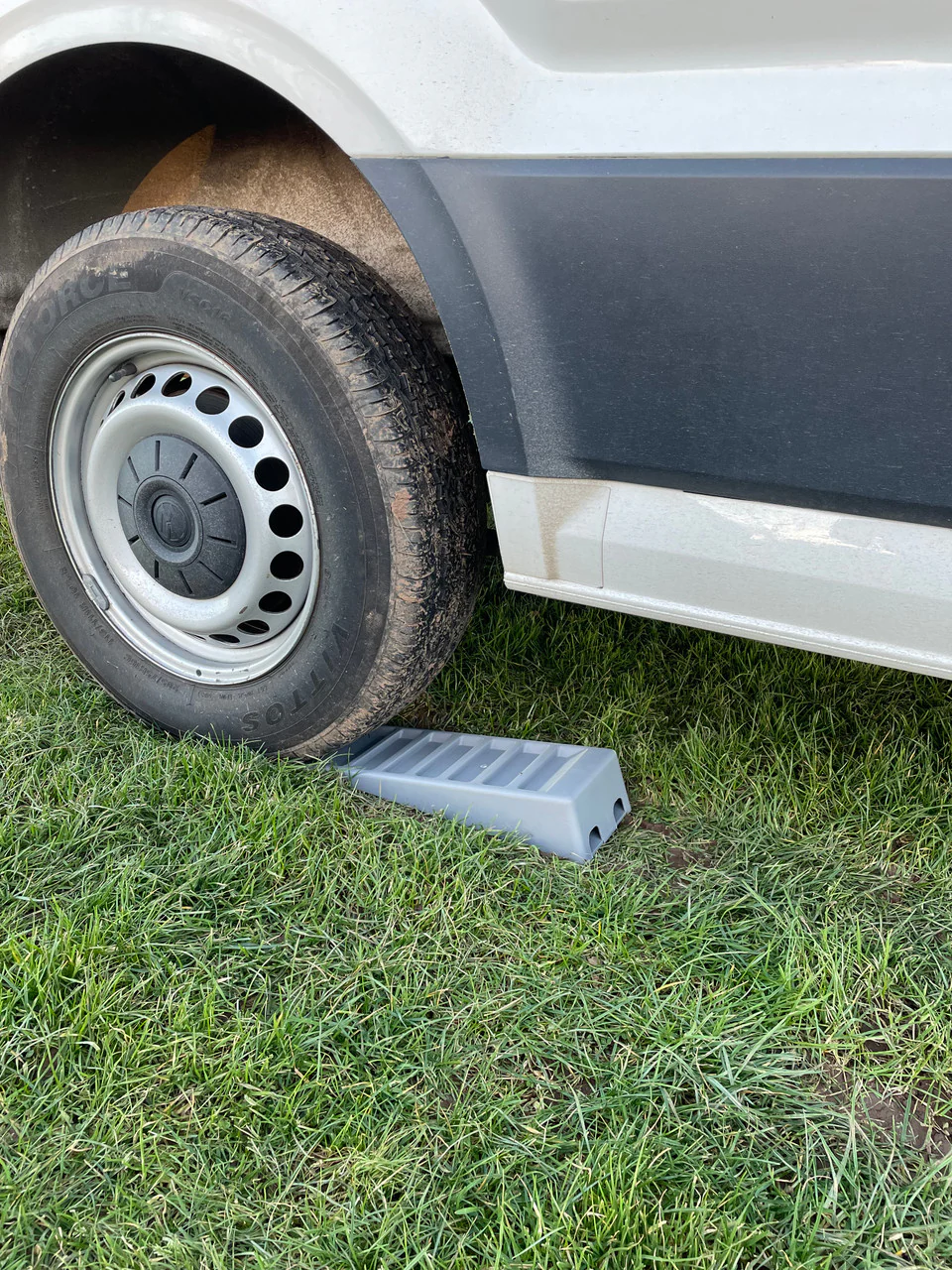 Leveling Ramps - Image 2