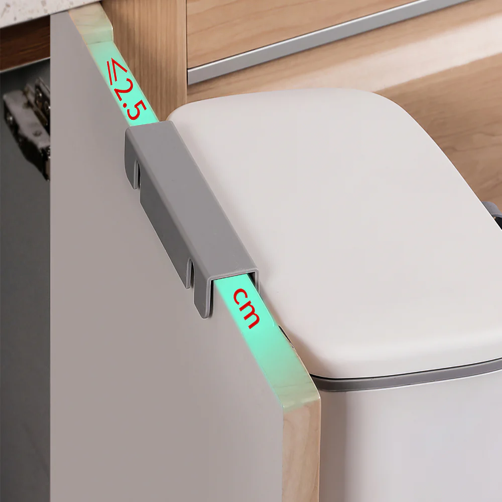 Lifeideas Hanging Trash Can - Image 3