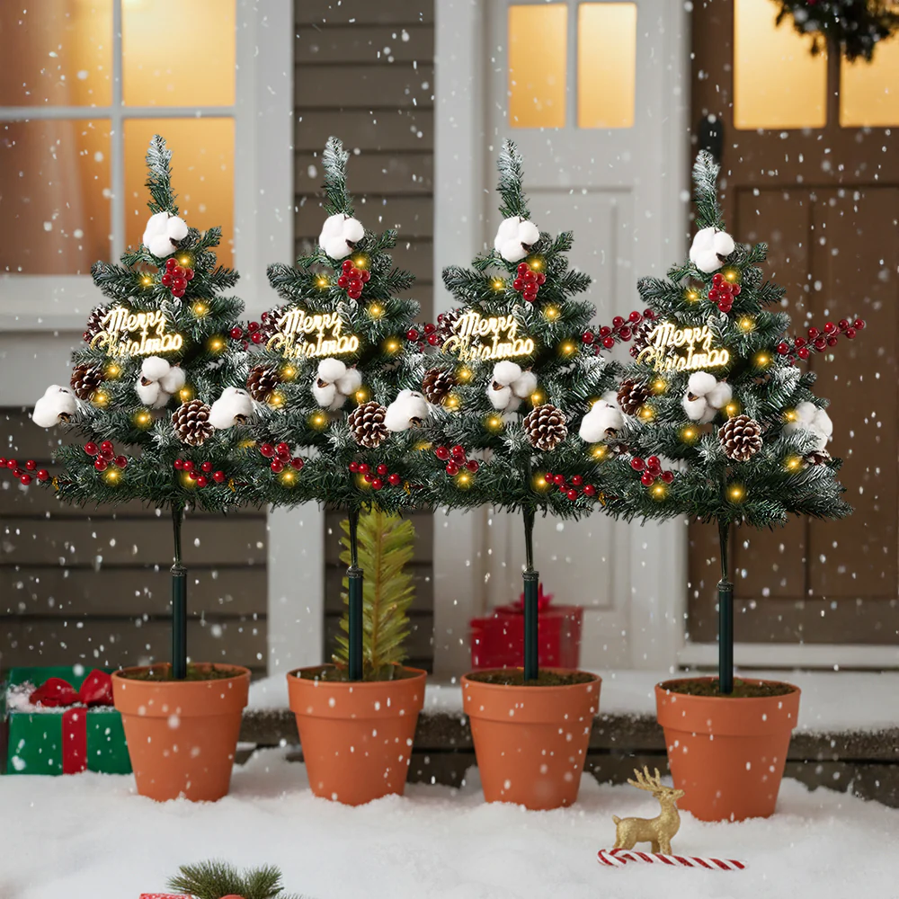 Lifeideas Set of 4 Solar-Powered Artificial Christmas Tree Decorations with String Light