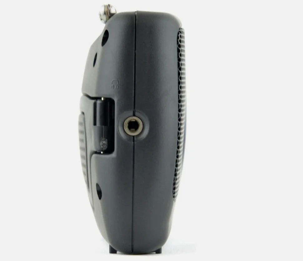 Lloytron 3 Band Sports Radio With Earphones - Image 3