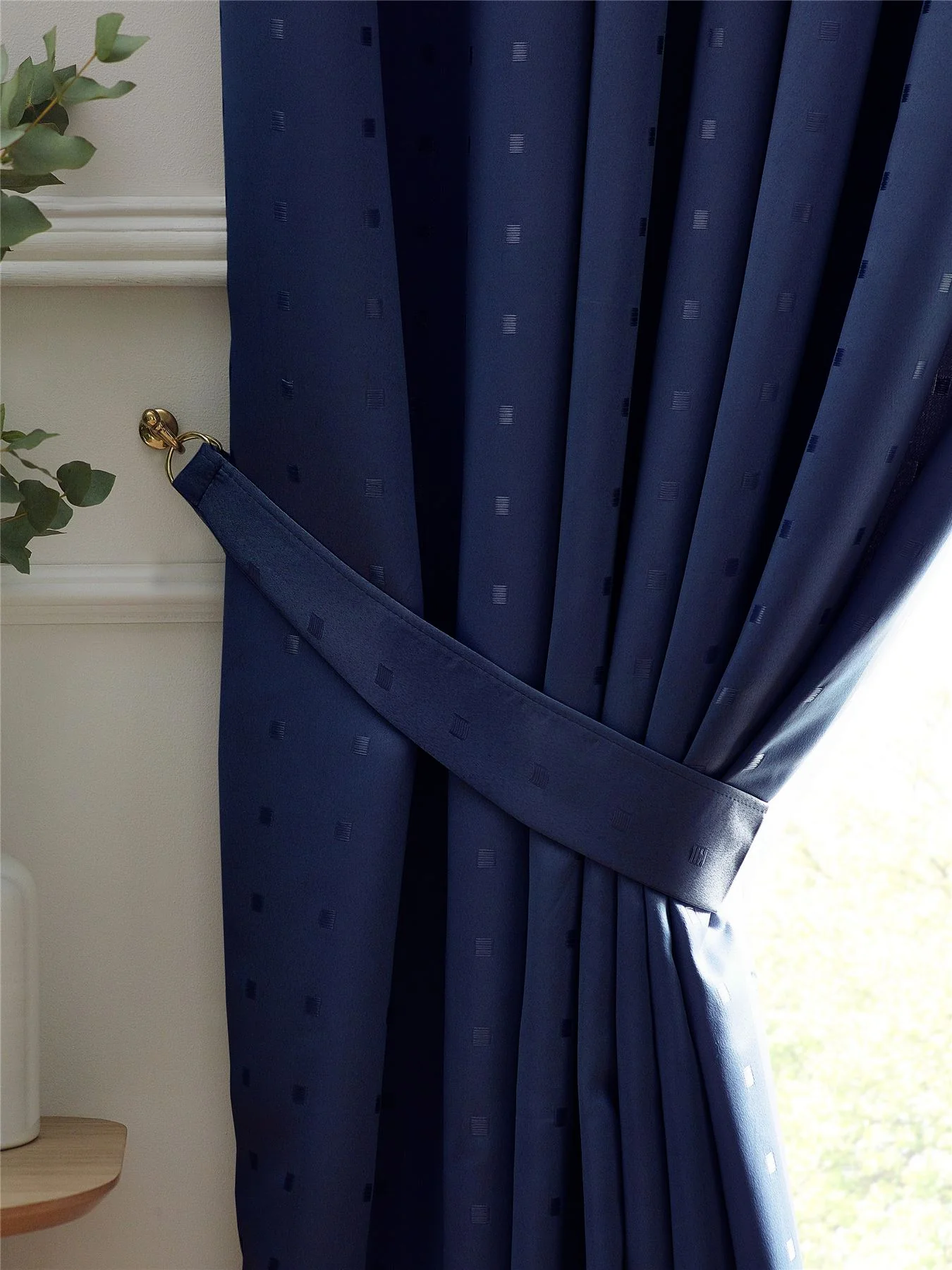 Madison Dobby Square Lined Pencil Pleat Taped Top Curtains - Image 2