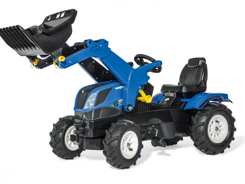 New Holland T7 Tractor With Frontloader And Pneumatic Tyres
