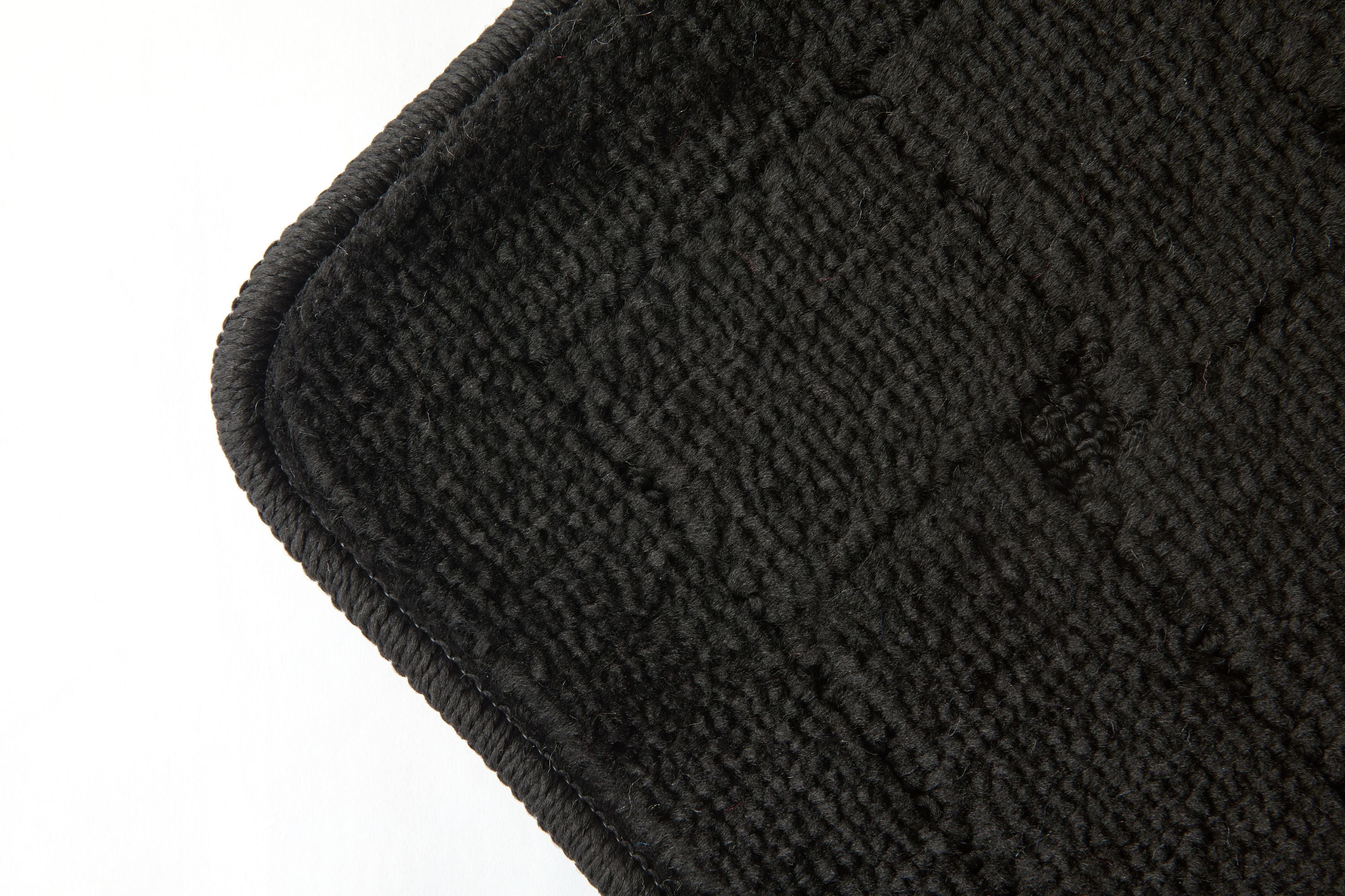 Orkney - Crosshatch Bath mat in Black - Image 4