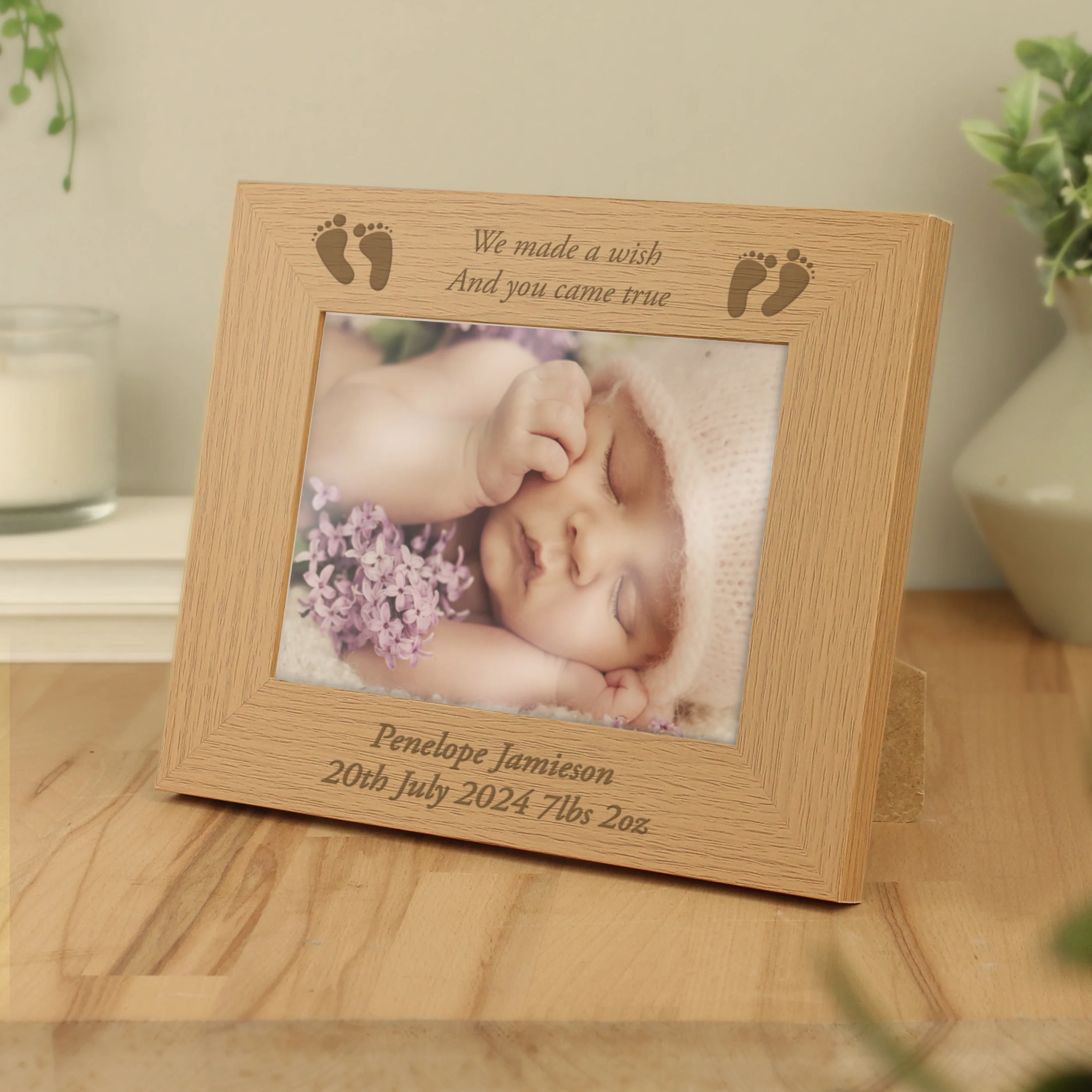 Personalised Baby Feet 5x7 Landscape Oak Finish Photo Frame - Image 2