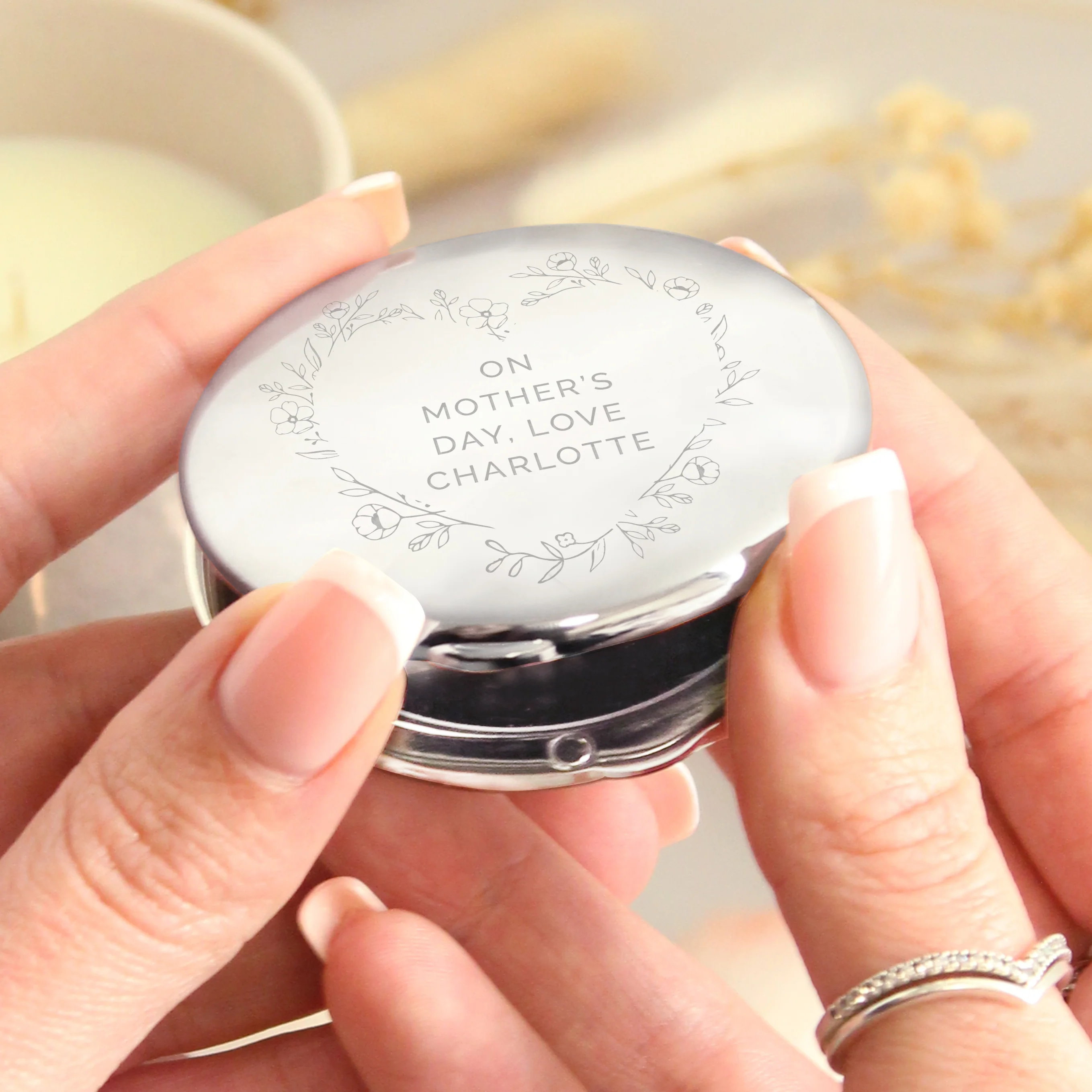 Personalised Floral Heart Compact Mirror - Image 4