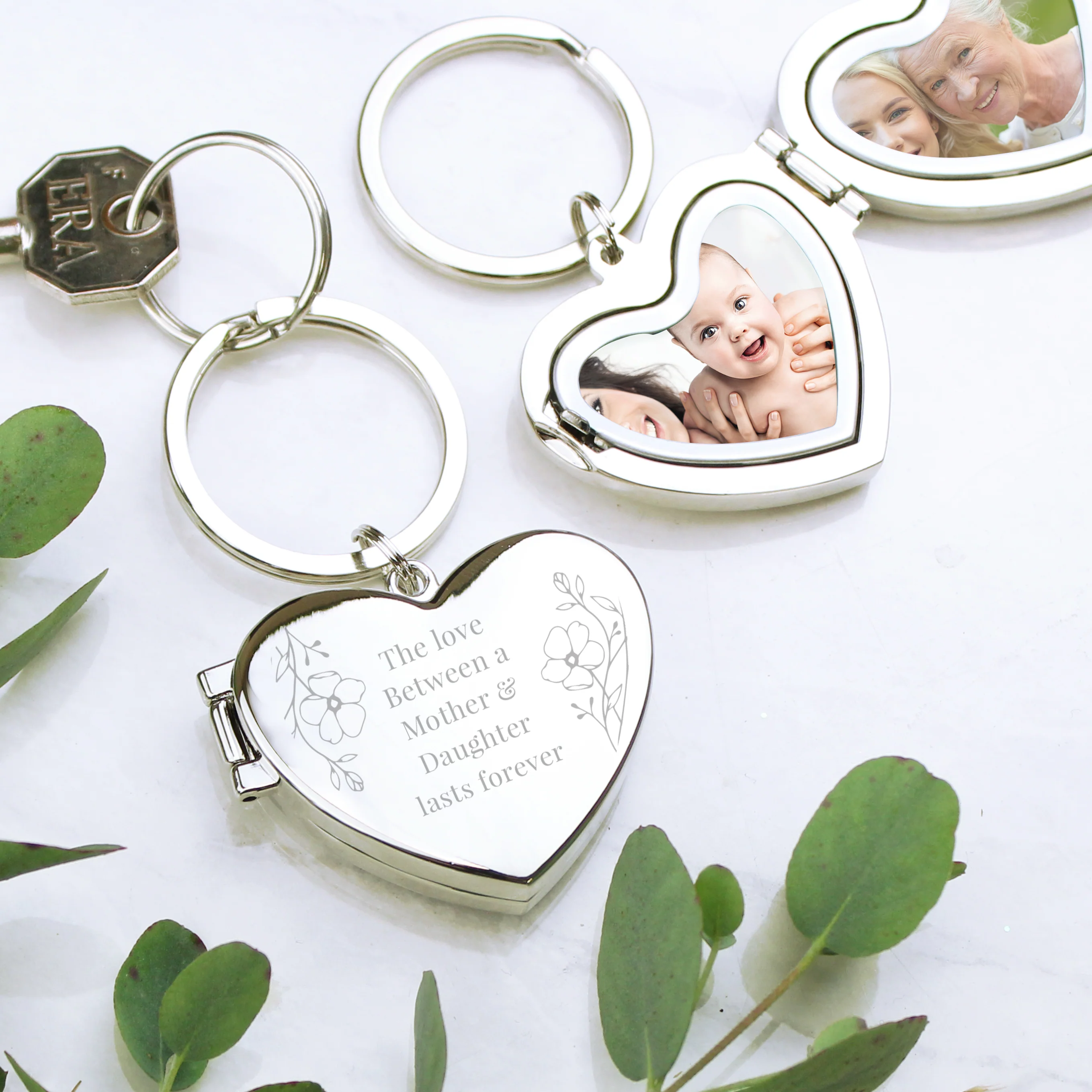 Personalised Floral Heart Photo Frame Keyring - Image 8