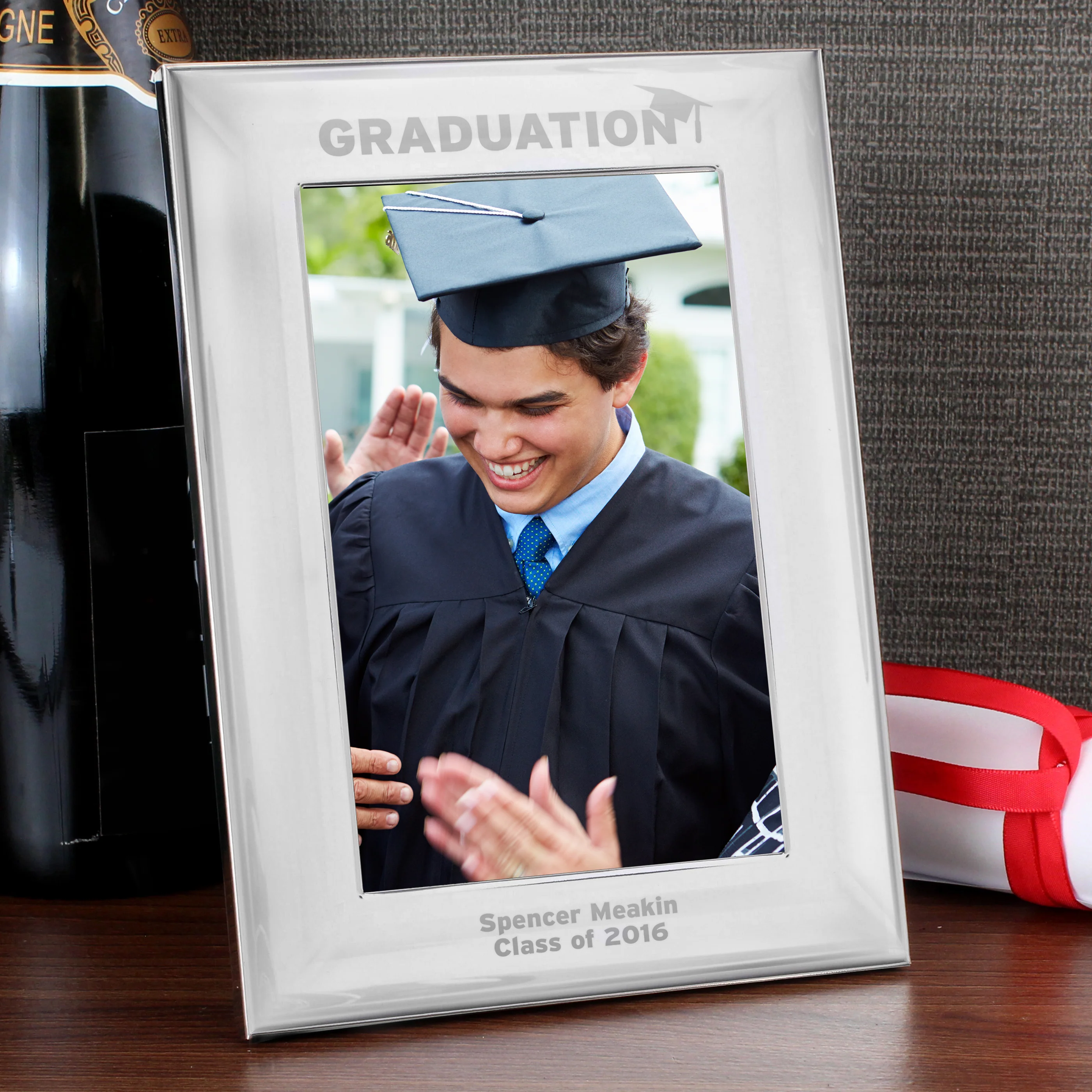 Personalised Graduation Silver 4x6 Photo Frame - Image 3