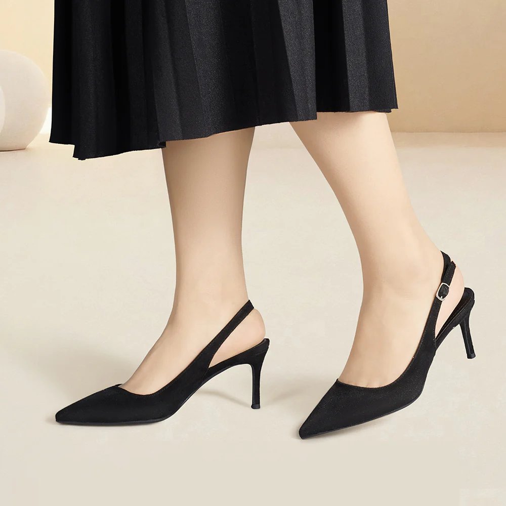 Pointed Toe Pumps with Kitten Heel Slingback - Black - Image 2