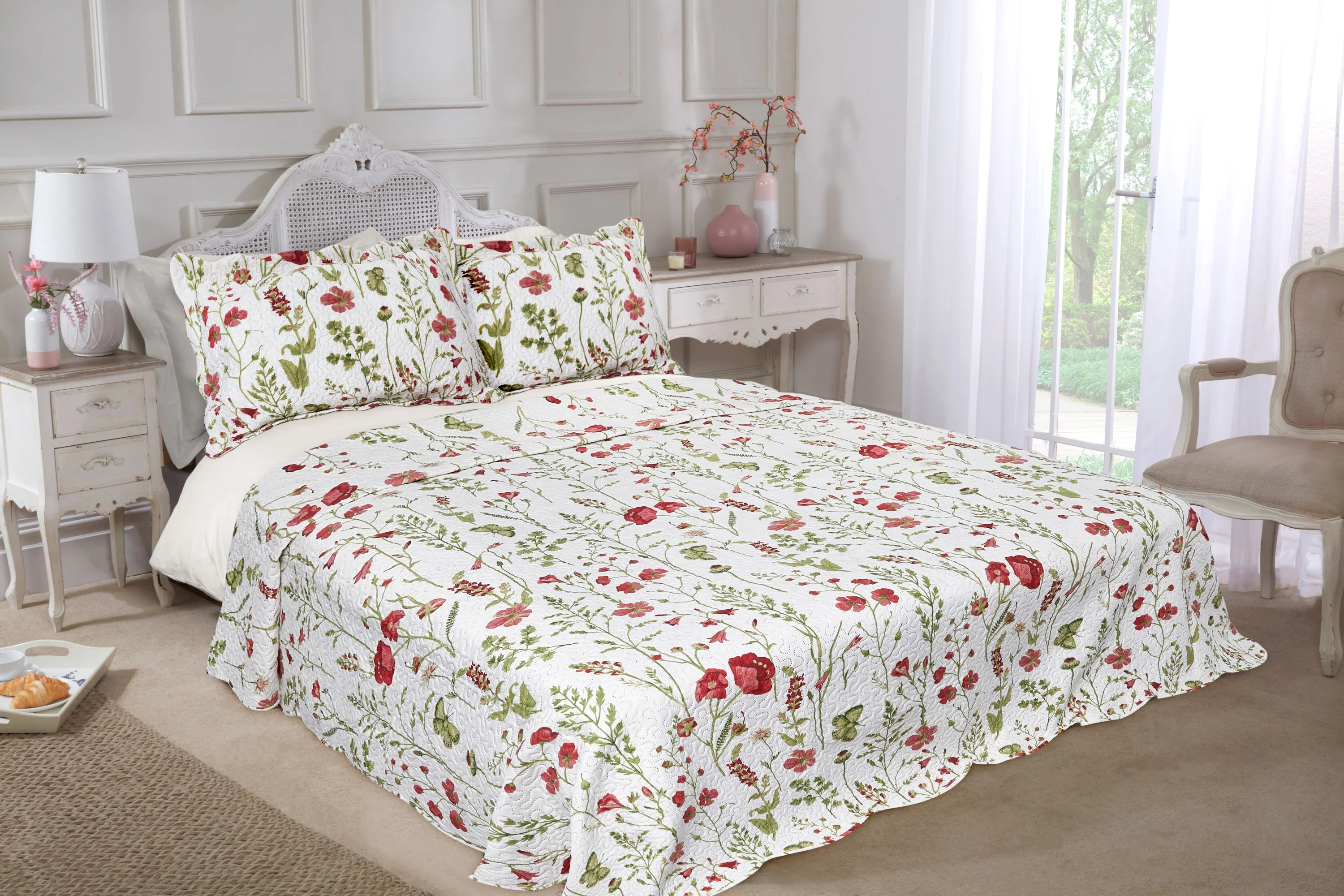 Poppy - Quilted Patchwork Bedspread Set - Image 2