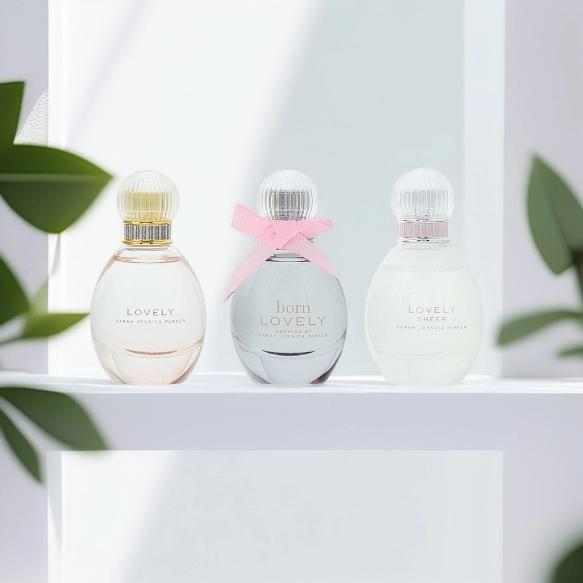 Sarah Jessica Parker Lovely 3 Piece Gift Set: Lovely Eau de Parfum 10ml - Image 2
