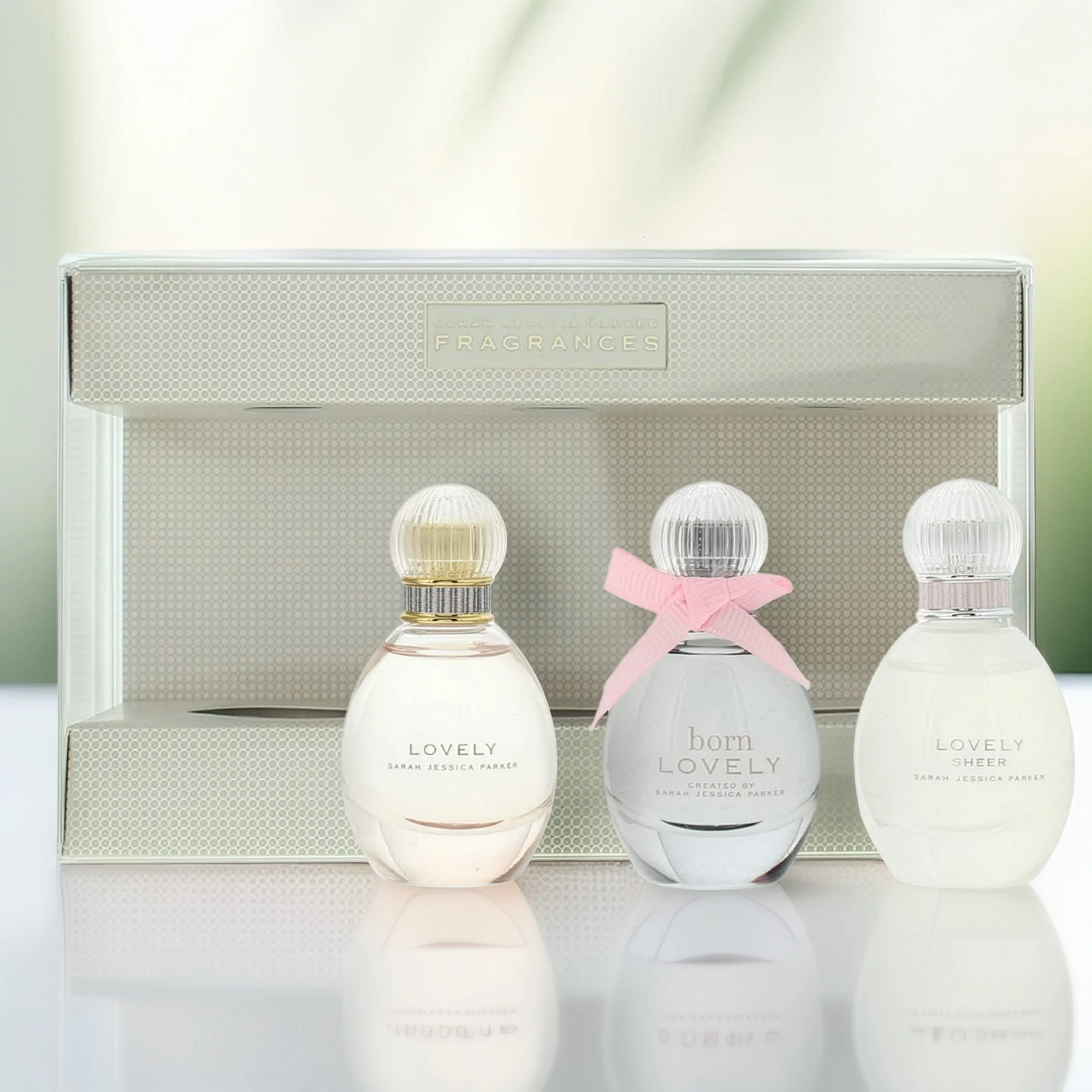 Sarah Jessica Parker Lovely 3 Piece Gift Set: Lovely Eau de Parfum 10ml - Image 4