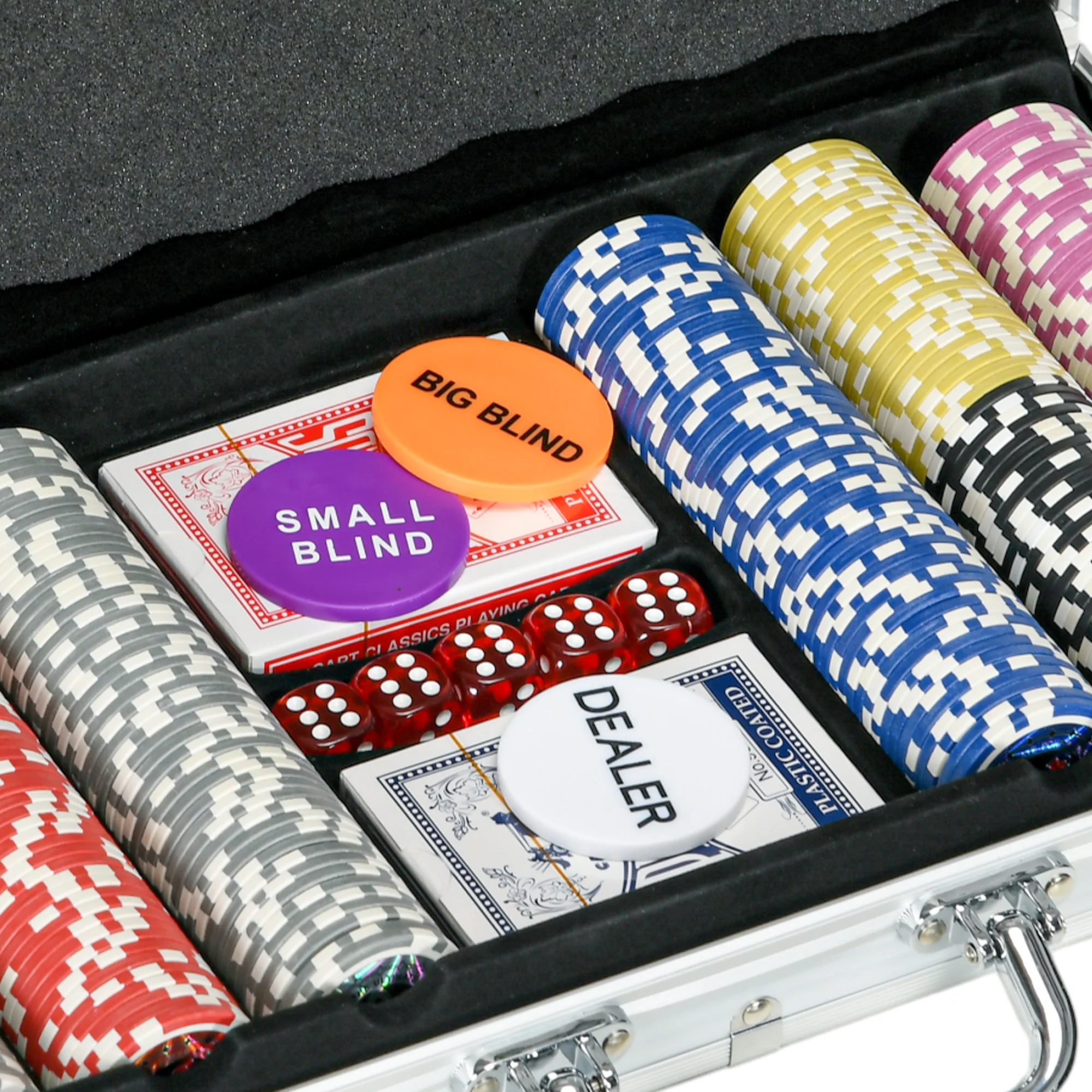 SPORTNOW 300-Piece Poker Chips Set W/ Mat, Aluminium Case, Two Decks Of Cards - Image 8