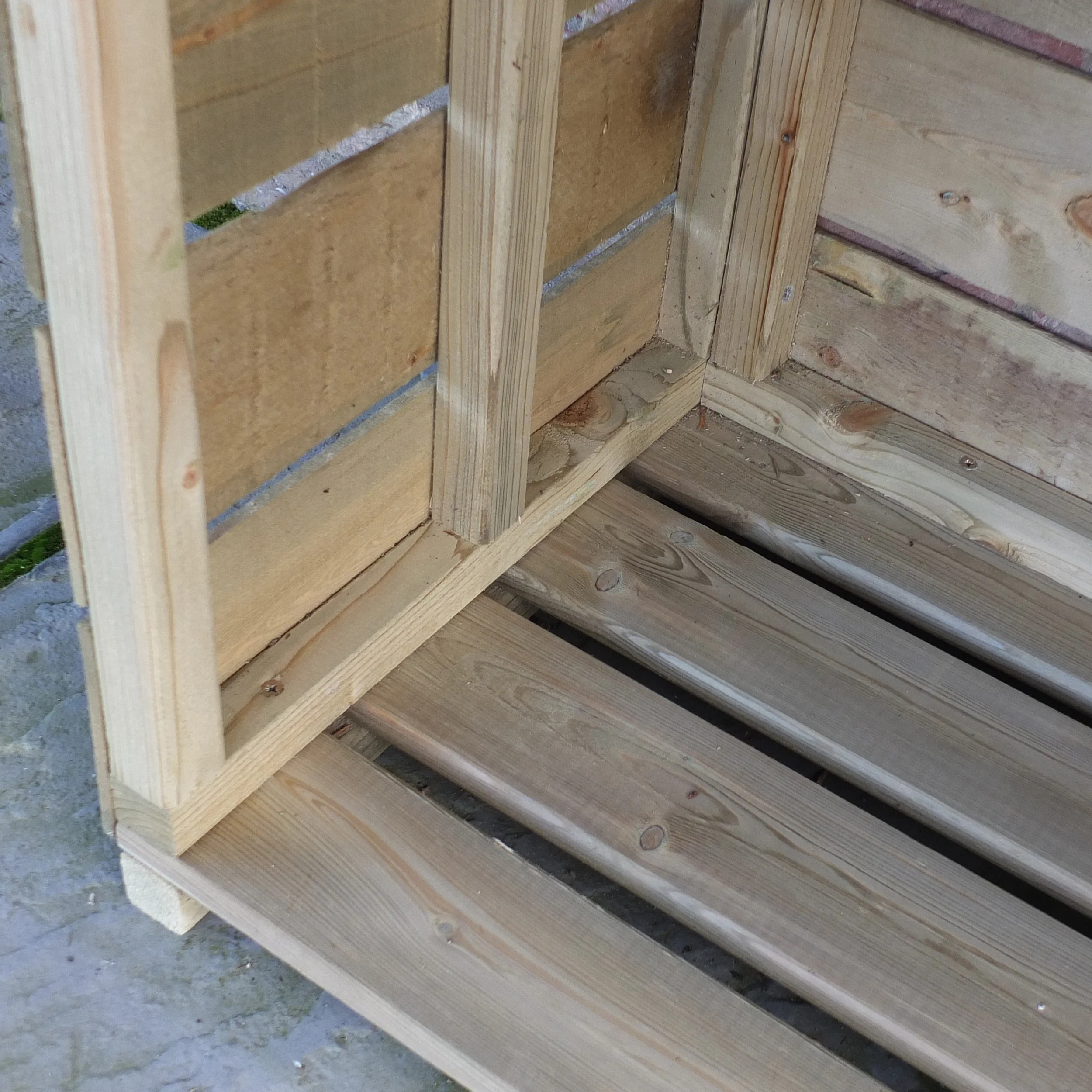 Tall Wall Log Store - Image 3