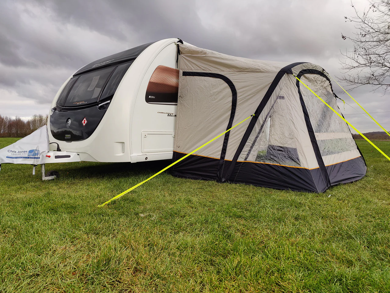 View Lite Breeze 390 Caravan Awning - Image 3