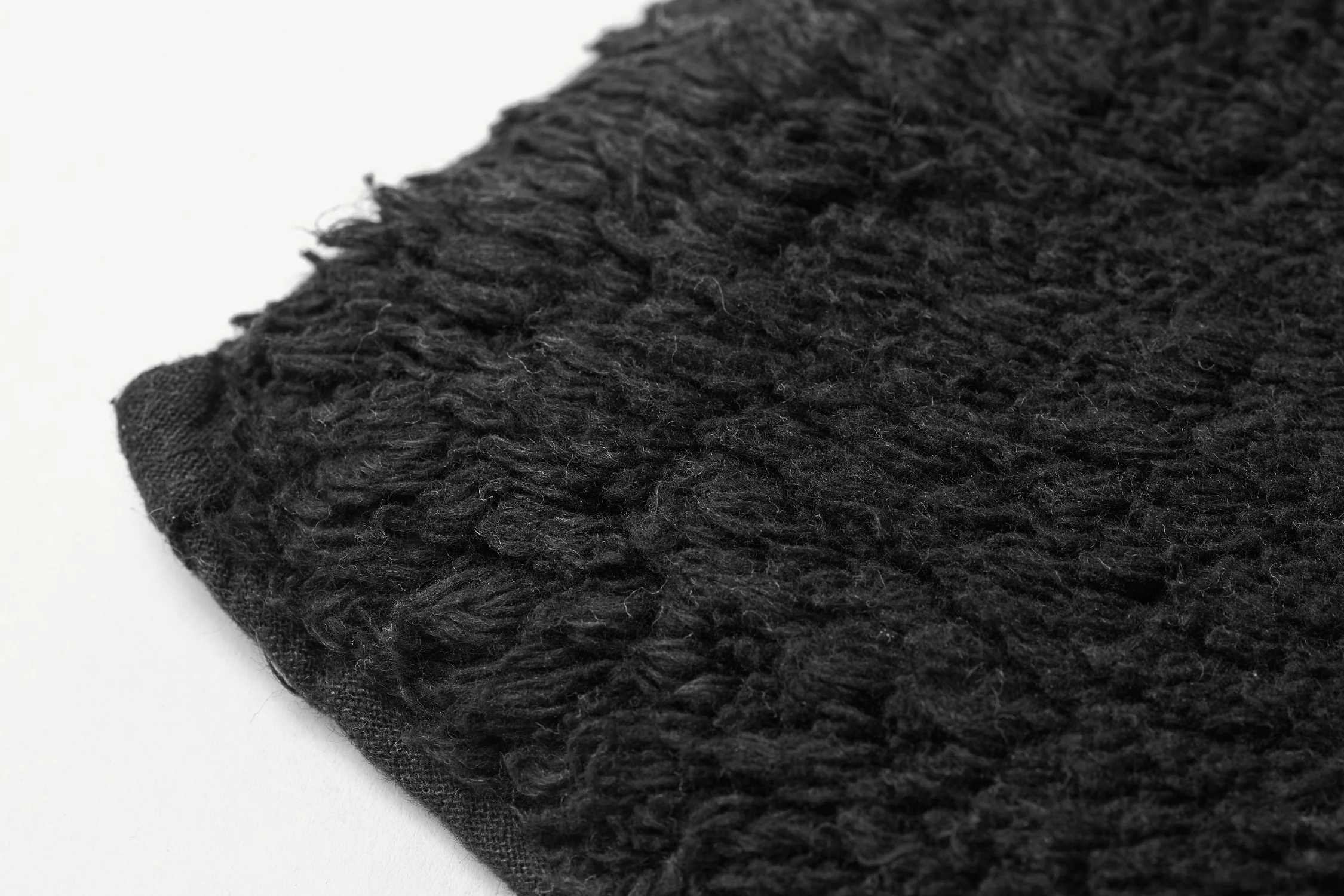Waves Pure Cotton Jacquard 2pc Bath set in Black - Image 3